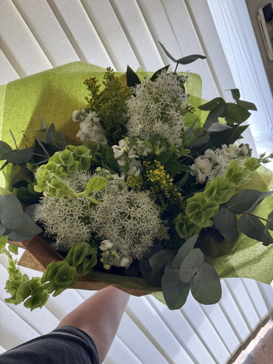 Large Handtied Bouquet